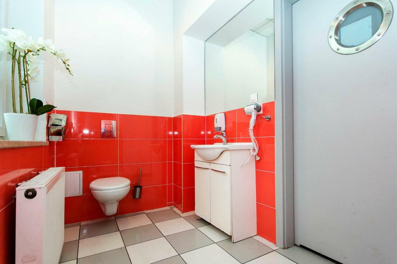 3 City Hostel กดัญสก์ ภายนอก รูปภาพ
